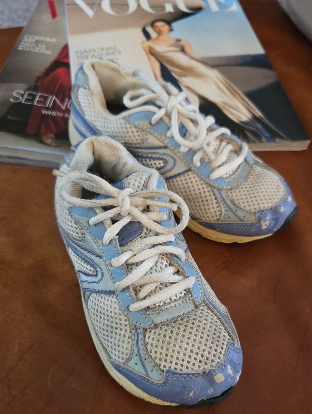 Girl's Light Blue Mesh Lace-Up Sneakers In Size 11